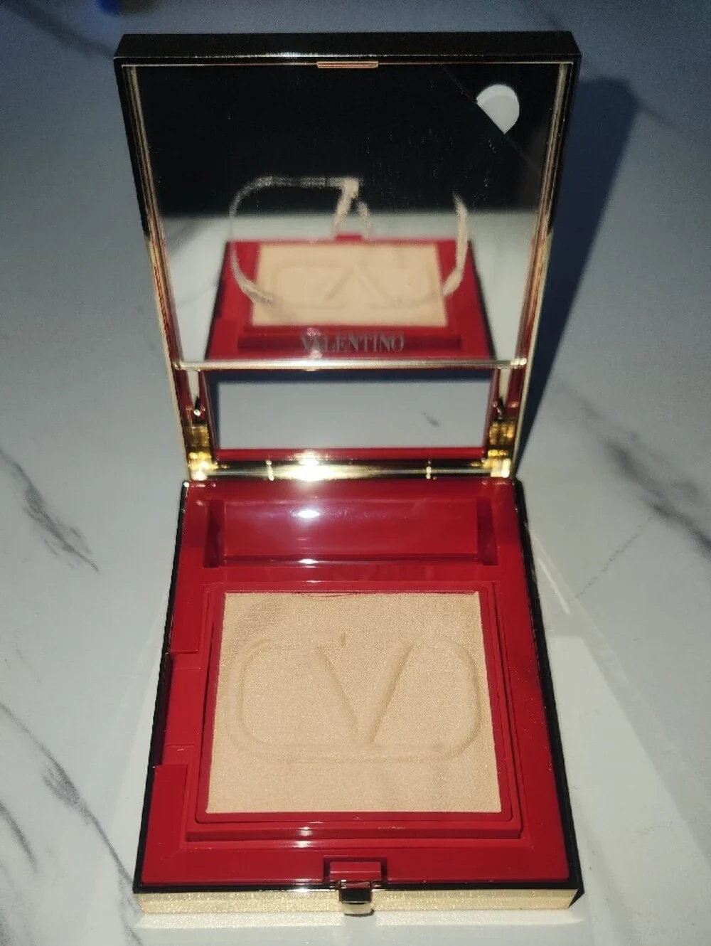 Valentino Go-Clutch Prefecting Powder 03 Light-Medium